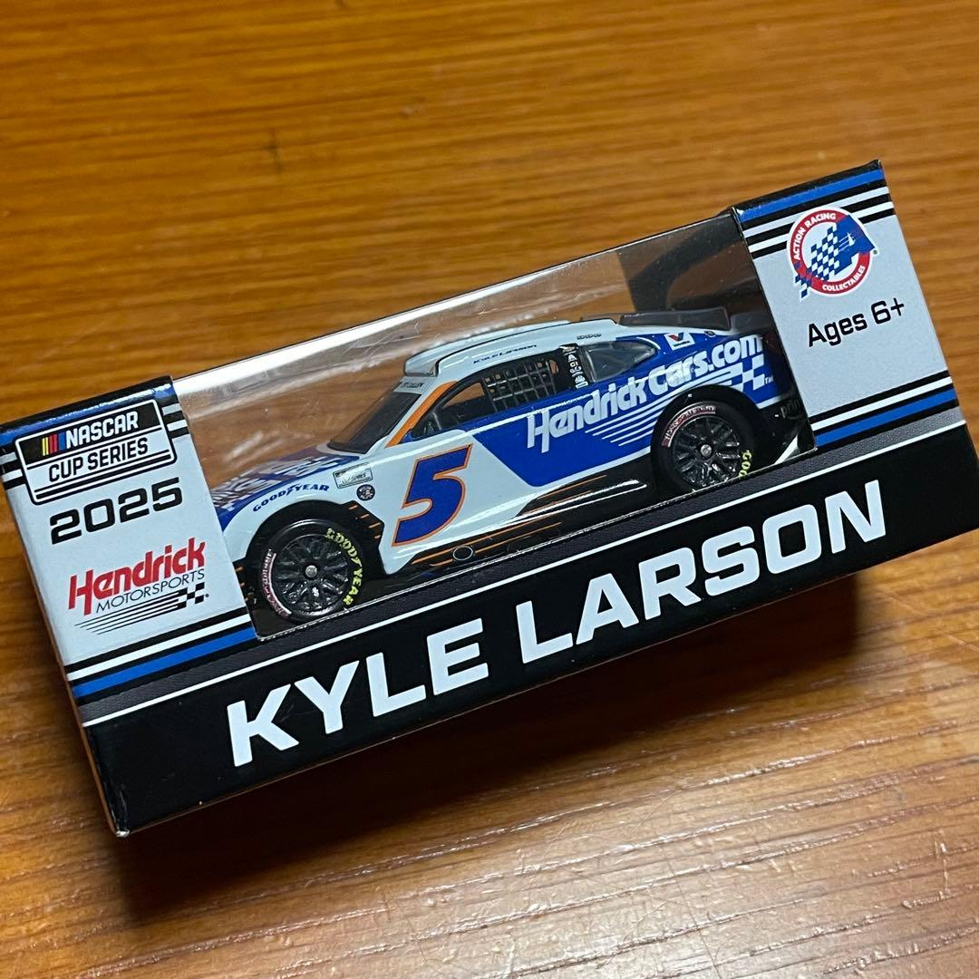 ナスカー 1/64 カイル ラーソン ヘンドリックカーズ H1100 2025 - メルカリ