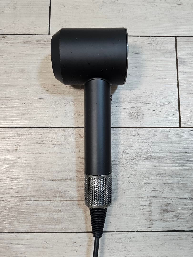 さー様限定価格保証付 ダイソン メンテナンス済み dyson hd08 ブラック