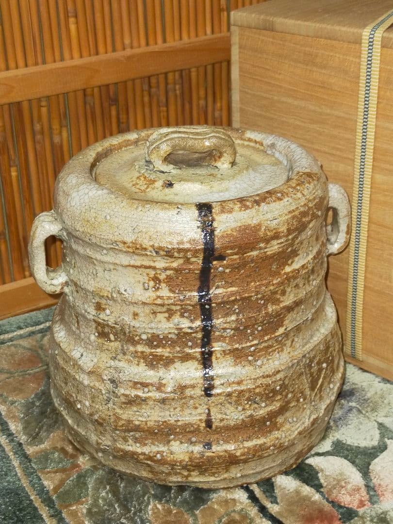 ♥美濃焼　美濃伊賀　水指　桐箱付き　茶道具　骨董品　古玩 ♥美濃焼 美濃伊賀 水指 桐箱付き 茶道具 骨董品 古玩 - メルカリ