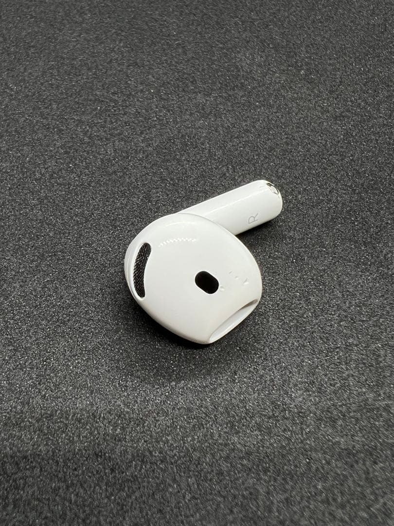Apple AirPods 第4世代 R右耳 ANC非搭載 664 - メルカリ