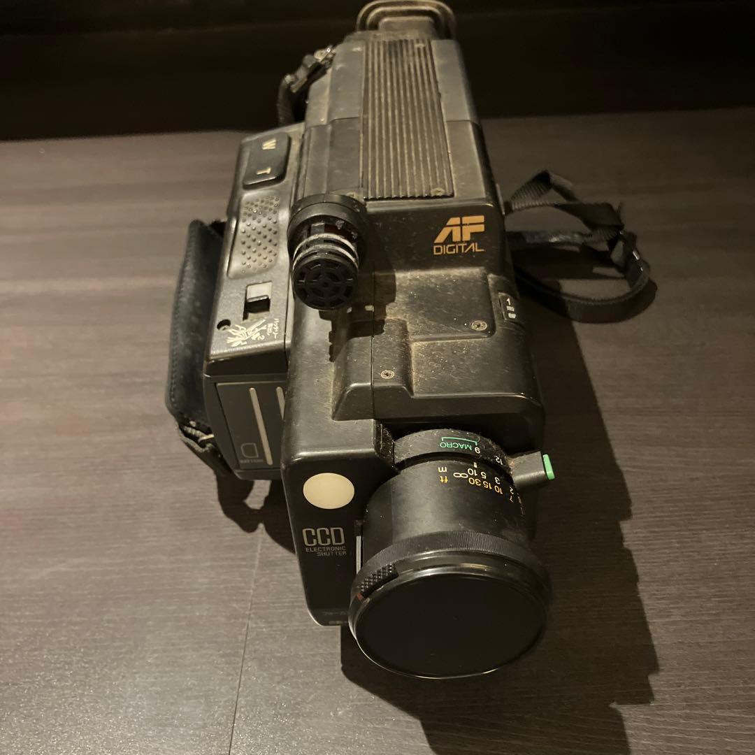 SANYO 8mmビデオカメラ Vision D1 - メルカリ
