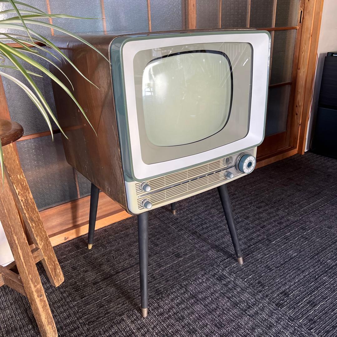 白黒テレビ 昭和レトロ アンティーク - メルカリ