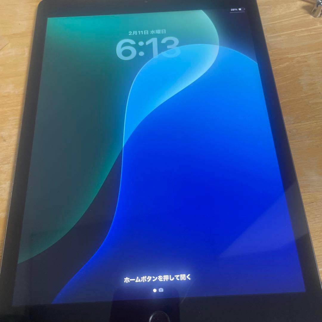 Apple iPad (第7世代) 32GB 本体 バッテリー97% - メルカリ