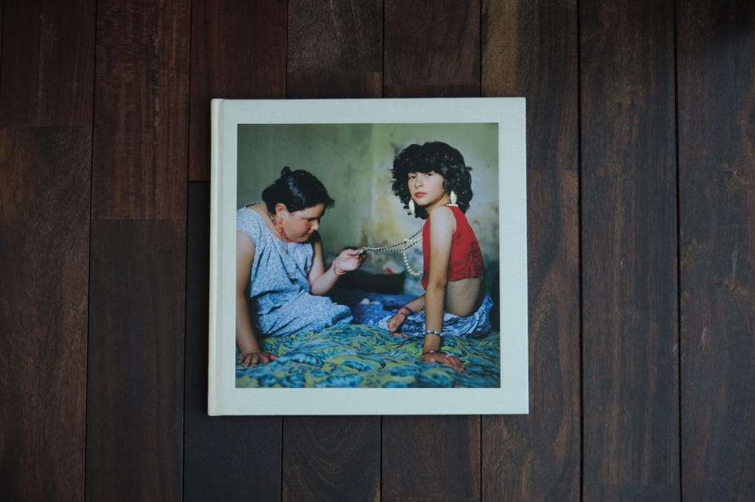 アート・デザイン・音楽 Alessandra Sanguinetti OVER TIME: CONVERSATIONS ABOUT DOCUMENTS AND DREAMS by Alessandra