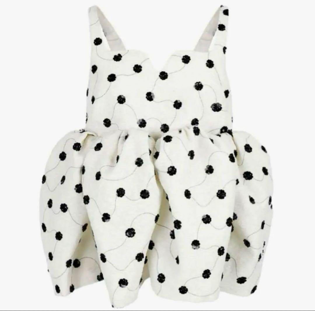 Bibiy. BIANCA BLOSSOM TOP 正規品 ほぼ未使用 - メルカリ