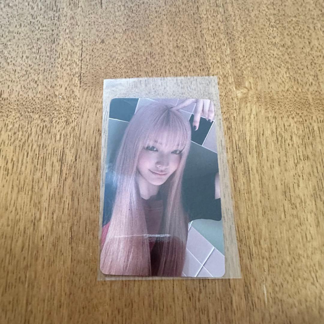 ILLIT アイリット イロハ トレカ ユニバ ラキドロ② - メルカリ