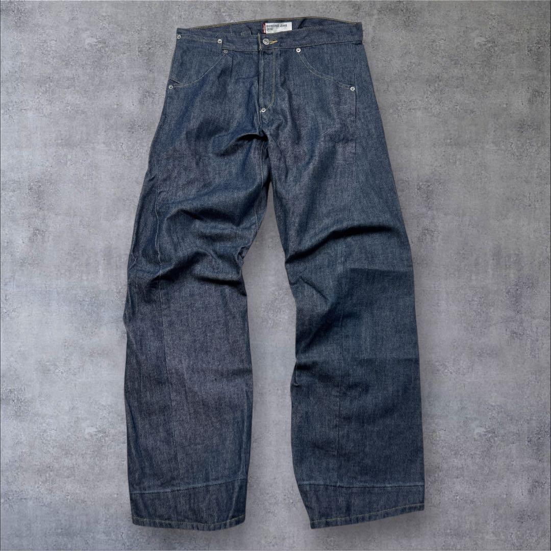 オリジナル　リーバイス エンジニアードジーンズ ルーズ シンチバック 立体裁断 オリジナル リーバイス エンジニアードジーンズ ルーズ シンチバック