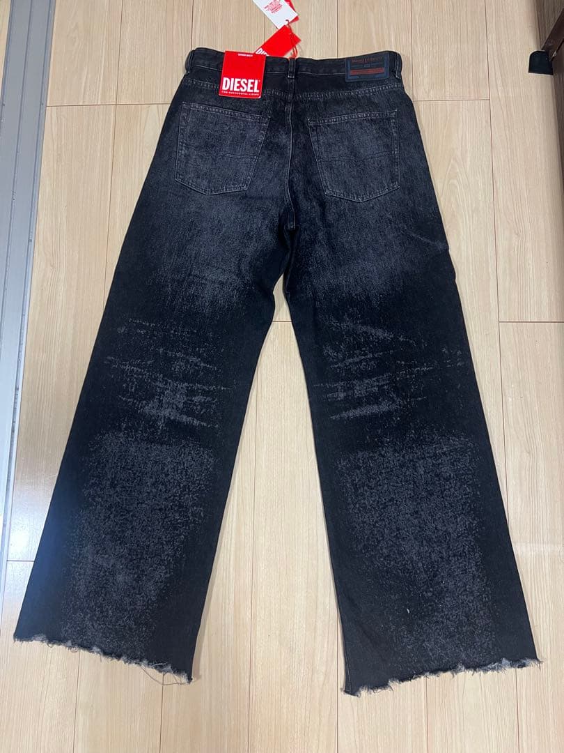 新作 Diesel フレアデニム D-sire size30