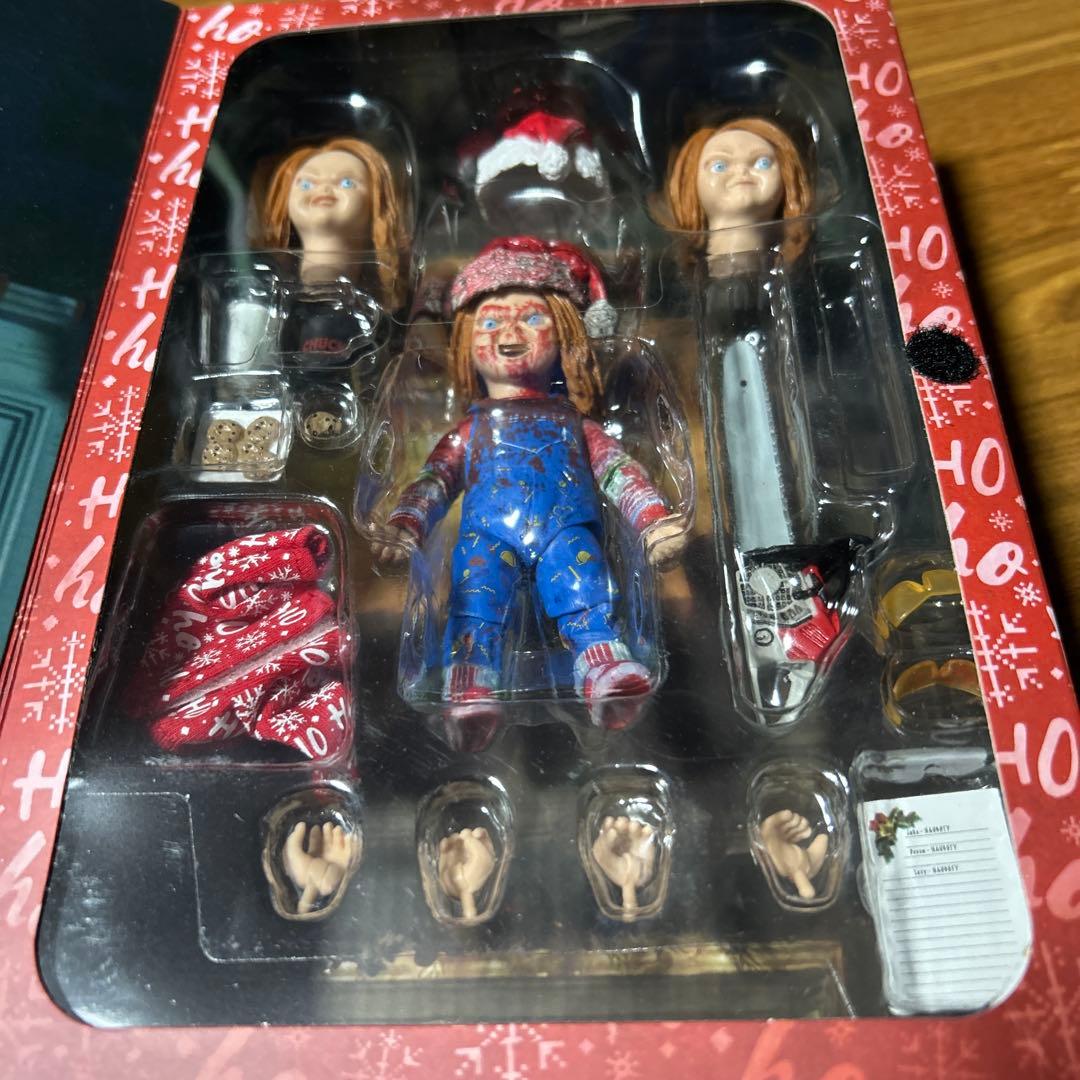 チャッキーアクションフィギュア (ホリデーエディション) ASTRO ZOMBIES | NECA CHUCKY (TV SERIES) 7インチスケールアクション