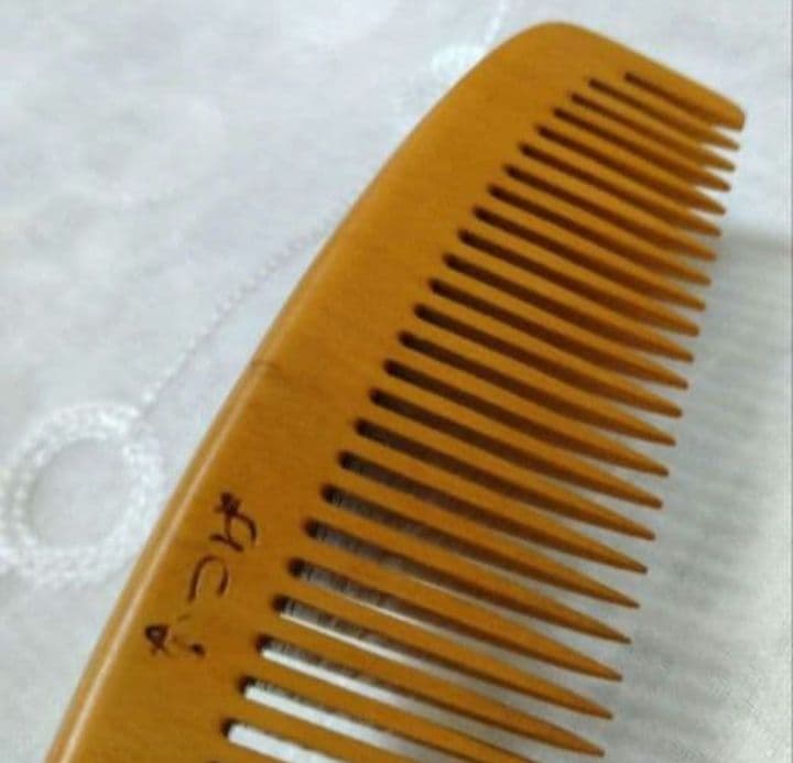 【未使用】本つげ櫛　お六ぐし　14.5cm