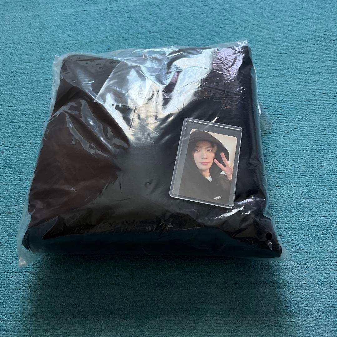 NCT NCT127 フーディー ジェヒョン トレカ付き NCT NCT127 フーディー ジェヒョン トレカ付き - メルカリ