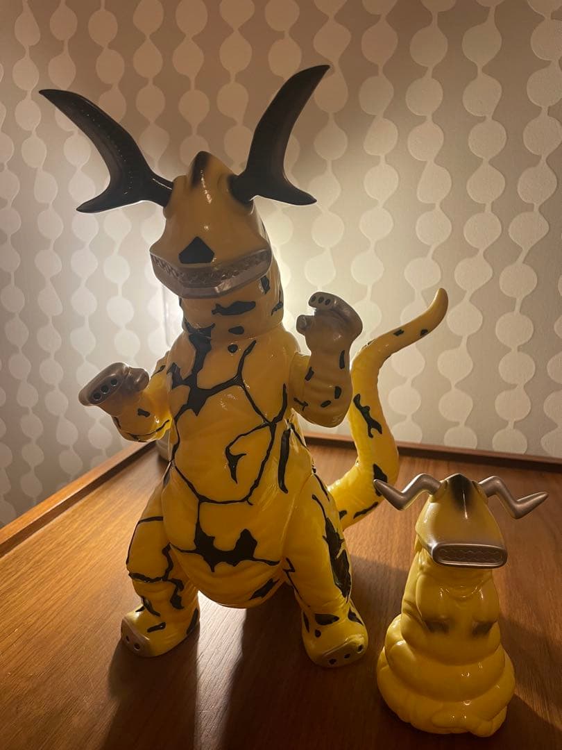 X PLANET エレキング　幼体付　ヘッダー　袋付　ソフビ 6月30日(金)12時より受注受付開始】【PLANET X】エレキング(幼体付き