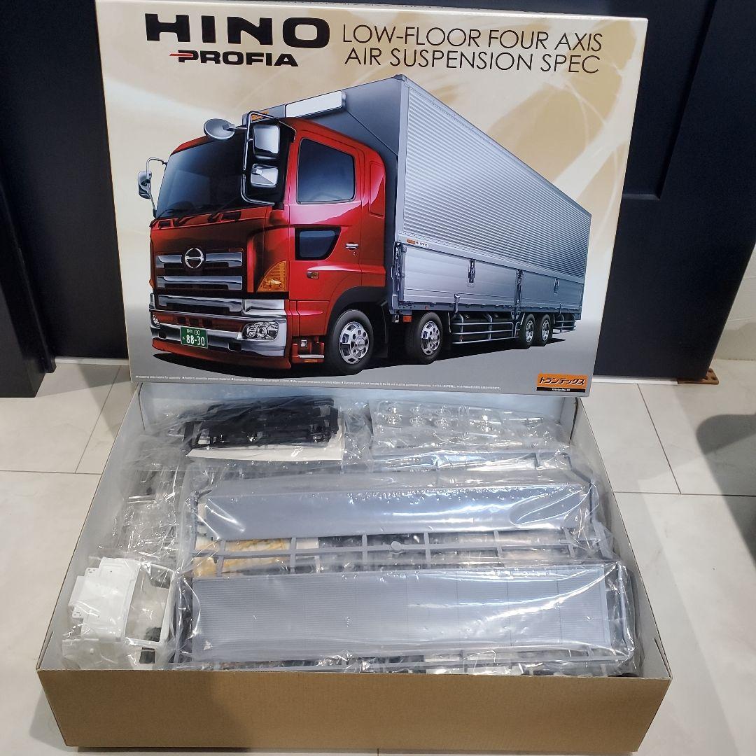 日野 プロフィア 低床四軸 アオシマ文化教材社 デコトラ プラモデル