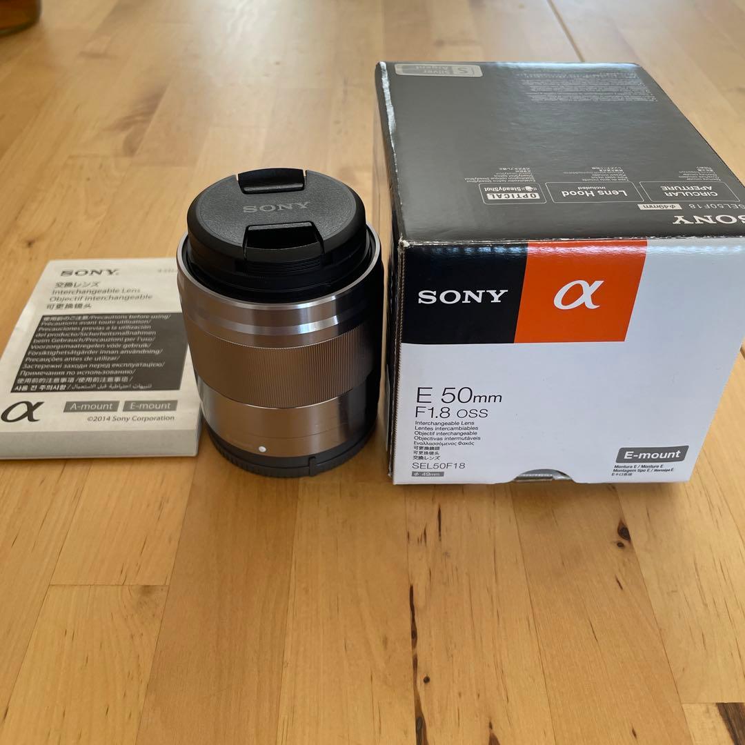 SONY E 50mm F1.8 OSS レンズ　sel50f18f Amazon.com : Sony - FE 50mm F1.8 Standard Lens (SEL50F18F), Black
