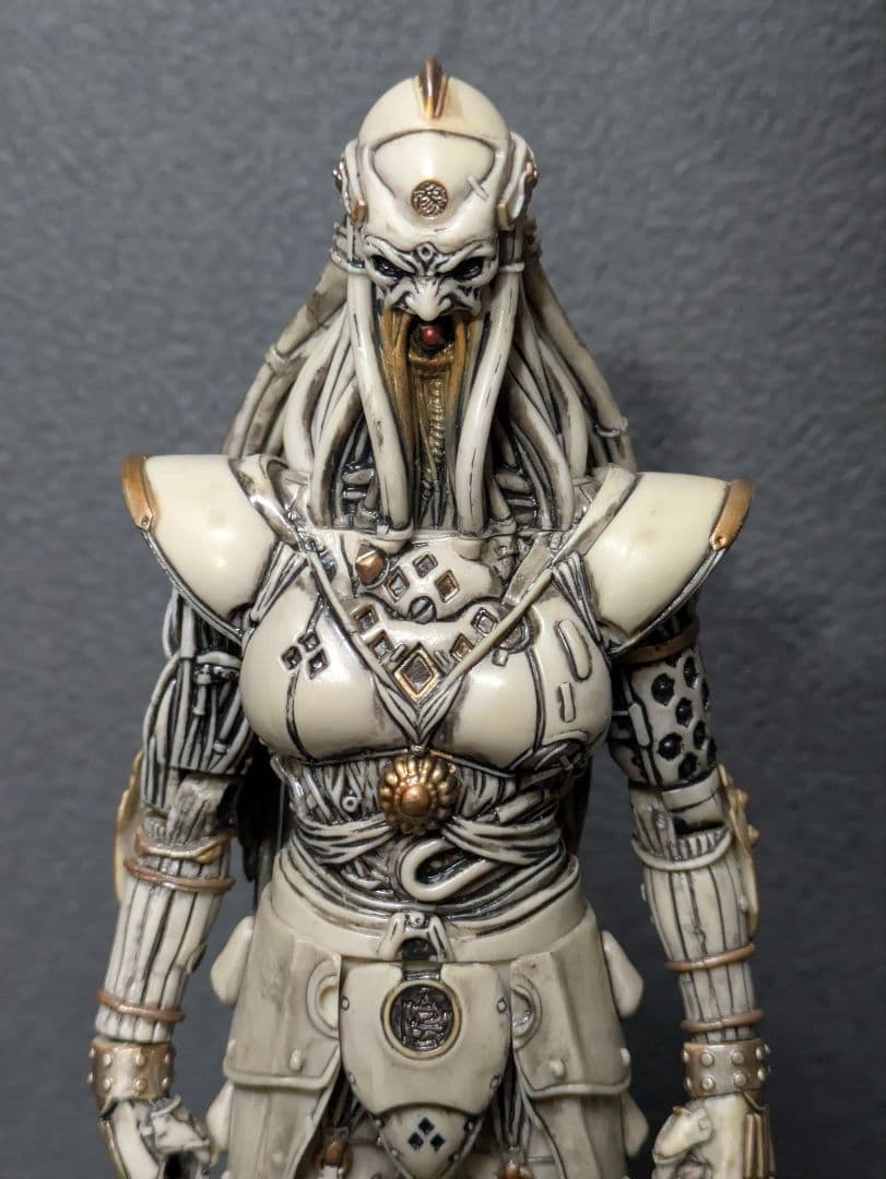 未来忍者 慶雲機忍外伝 橡伎 フィギュア 刀欠品有り