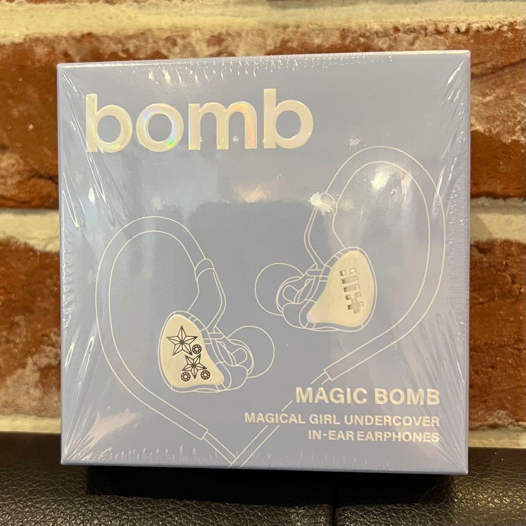 ILLIT アイリット bomb Merch アルバム イヤモニ風 イヤフォン - メルカリ