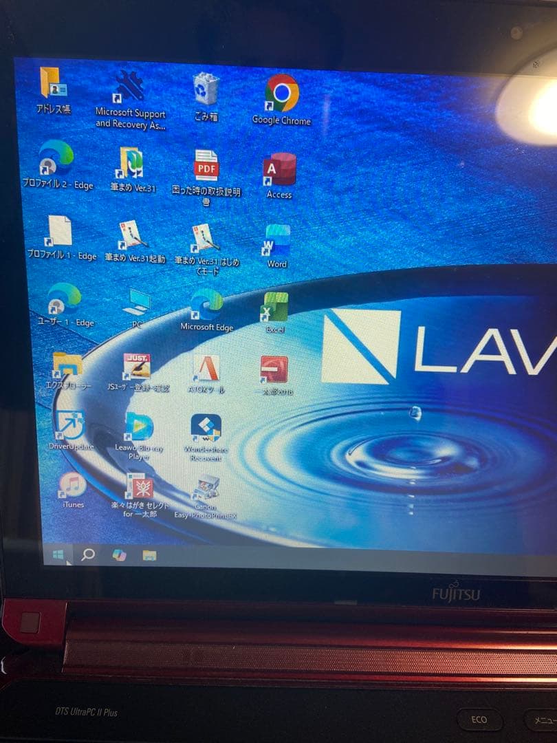 富士通　LIFEBOOK AH77/G レッド　RAM 16.0GB