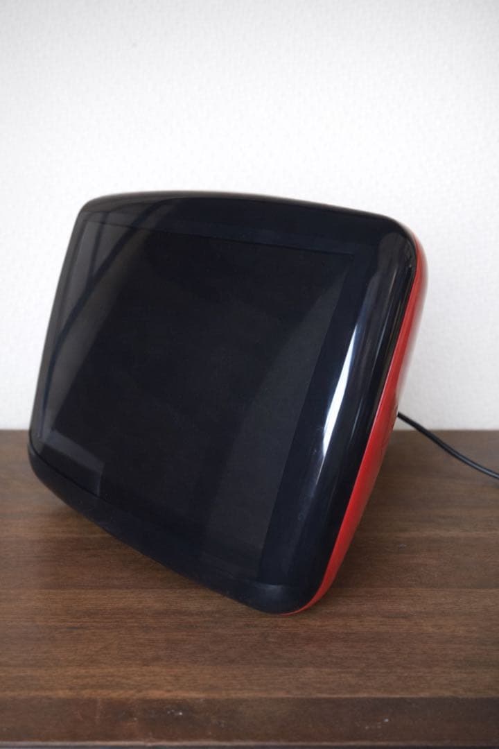 ±0プラスマイナスゼロ8-inch LCD TVテレビ赤レッドRed Naoto Fukasawa: 8-inch TV | Sgustok Design