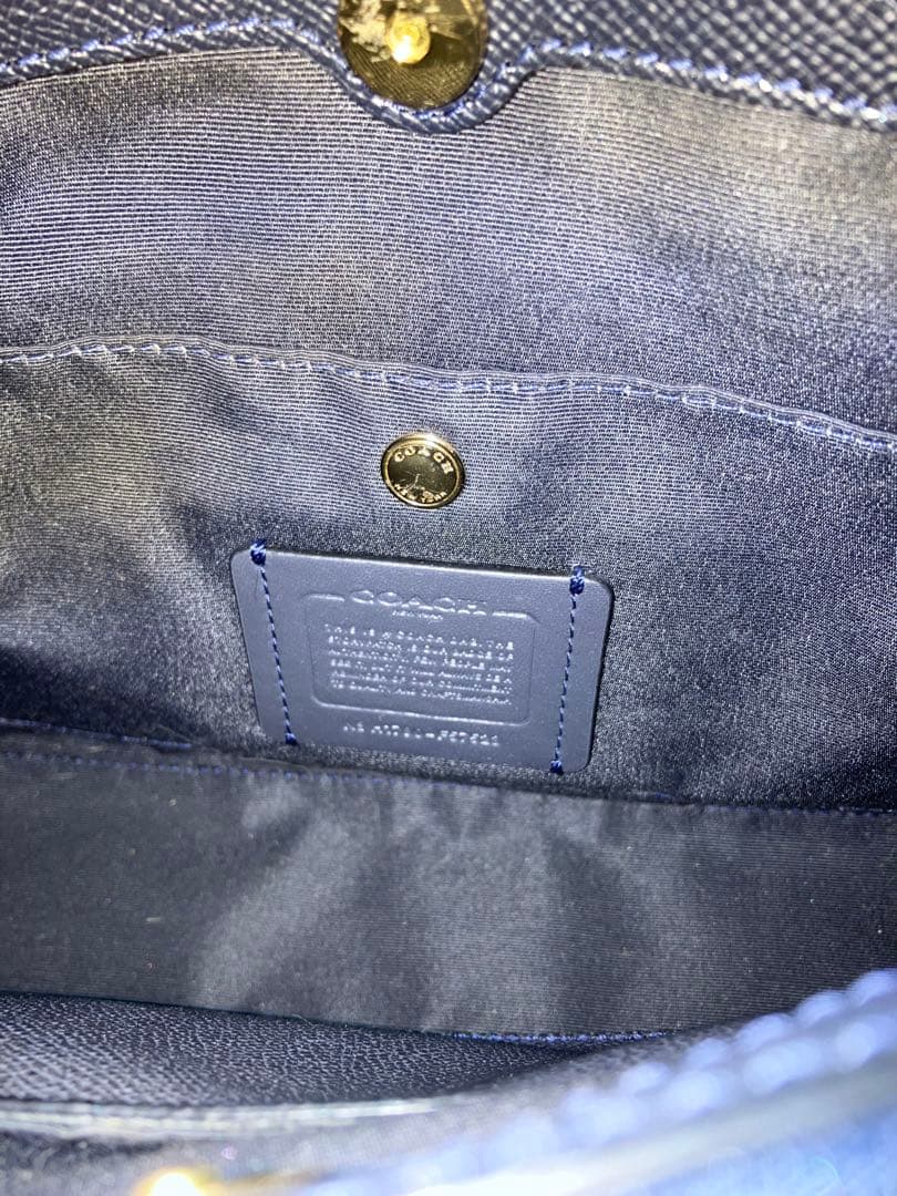 COACH ブラック レザーハンドバッグ