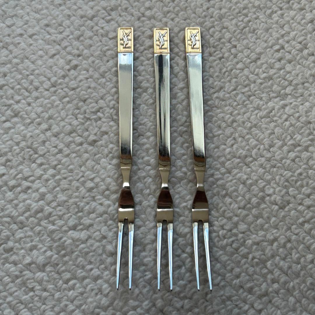 イブサンローラン デザートフォーク ピック 3本セット YSLロゴ 18-10