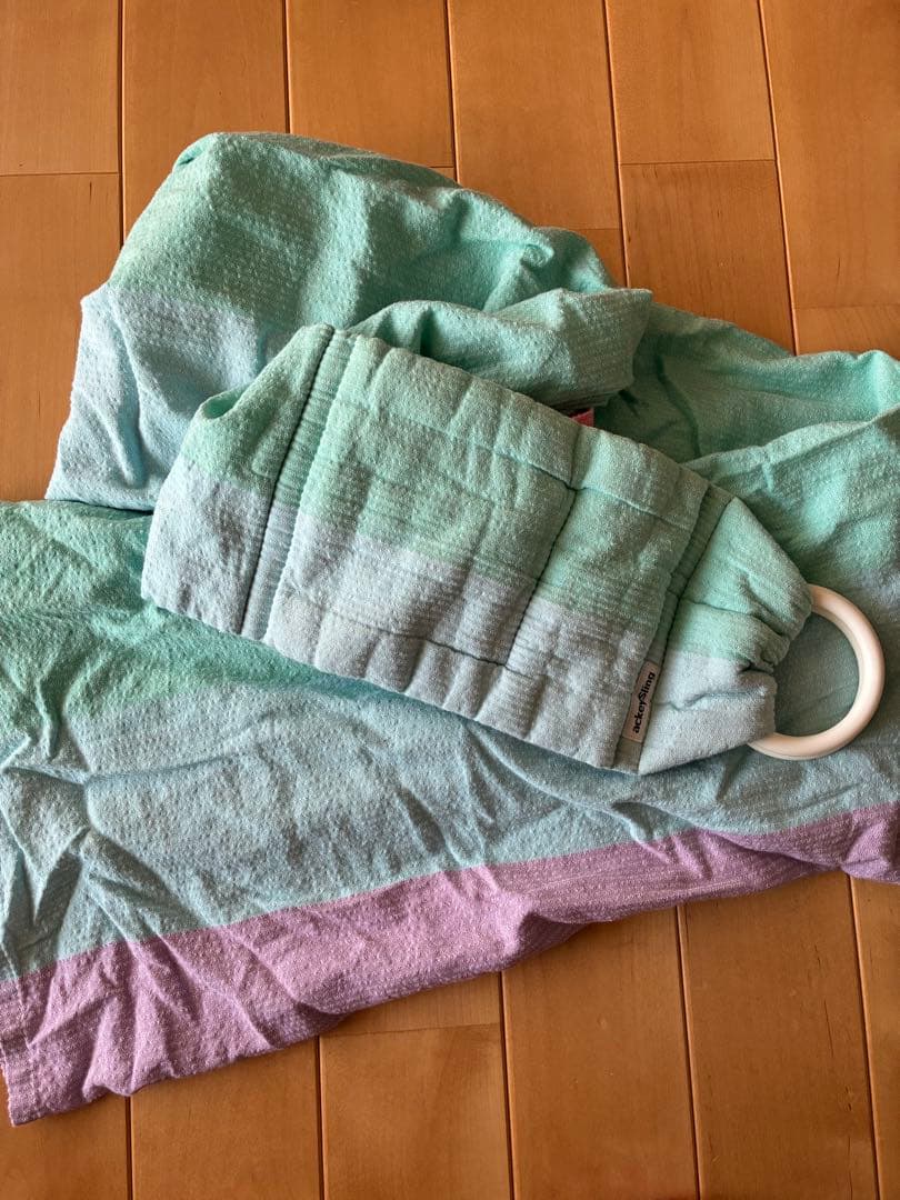 あっきースリング　グランデ　マカロン（最終値下げ） オリジナル 通常タイプ 肩幅スリム あっきースリング グランデ 抱っこ