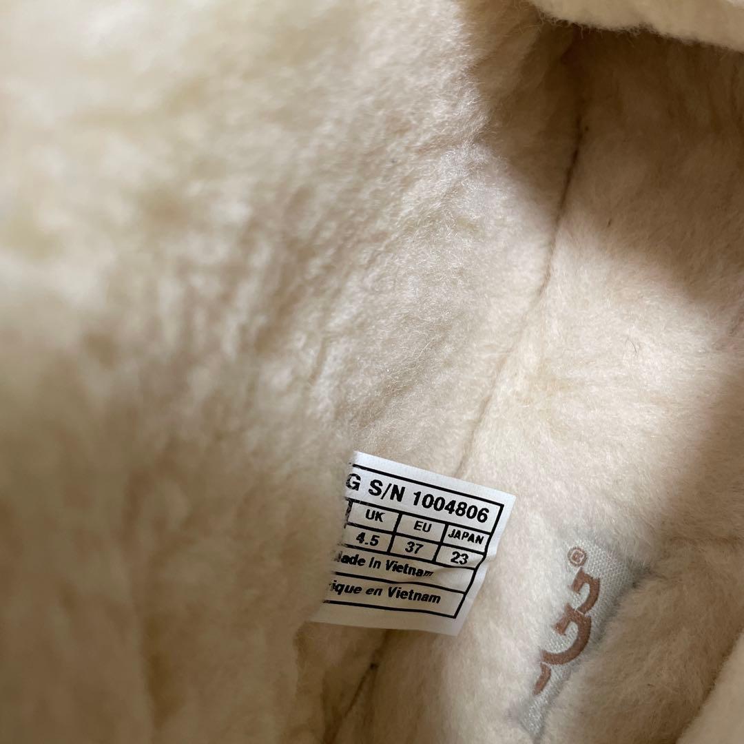 JKC様専用UGGモカシン アレーナ 23㎝ 田丸麻紀さんご愛用 - メルカリ