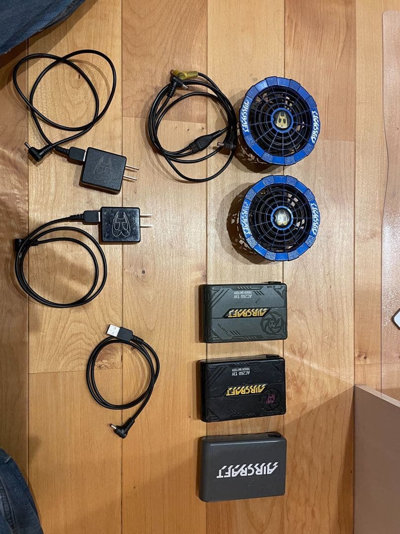 BURTLE AIRCRAFT ファンセットバッテリー充電器付き BURTLE（バートル） エアークラフトファン＆バッテリーセット/AC220