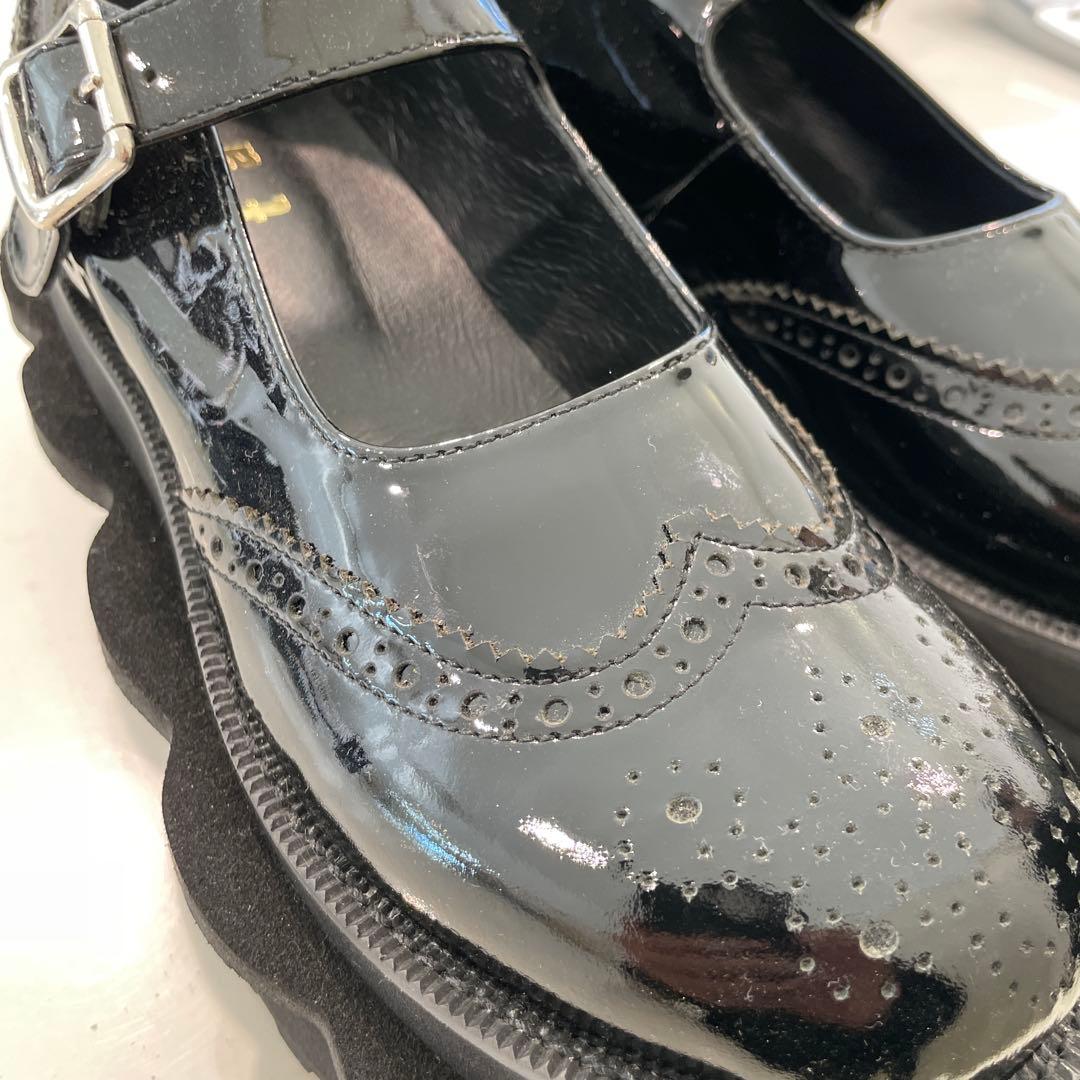 ブラックエナメルレザー厚底シューズ新品元値税込¥72600 - メルカリ