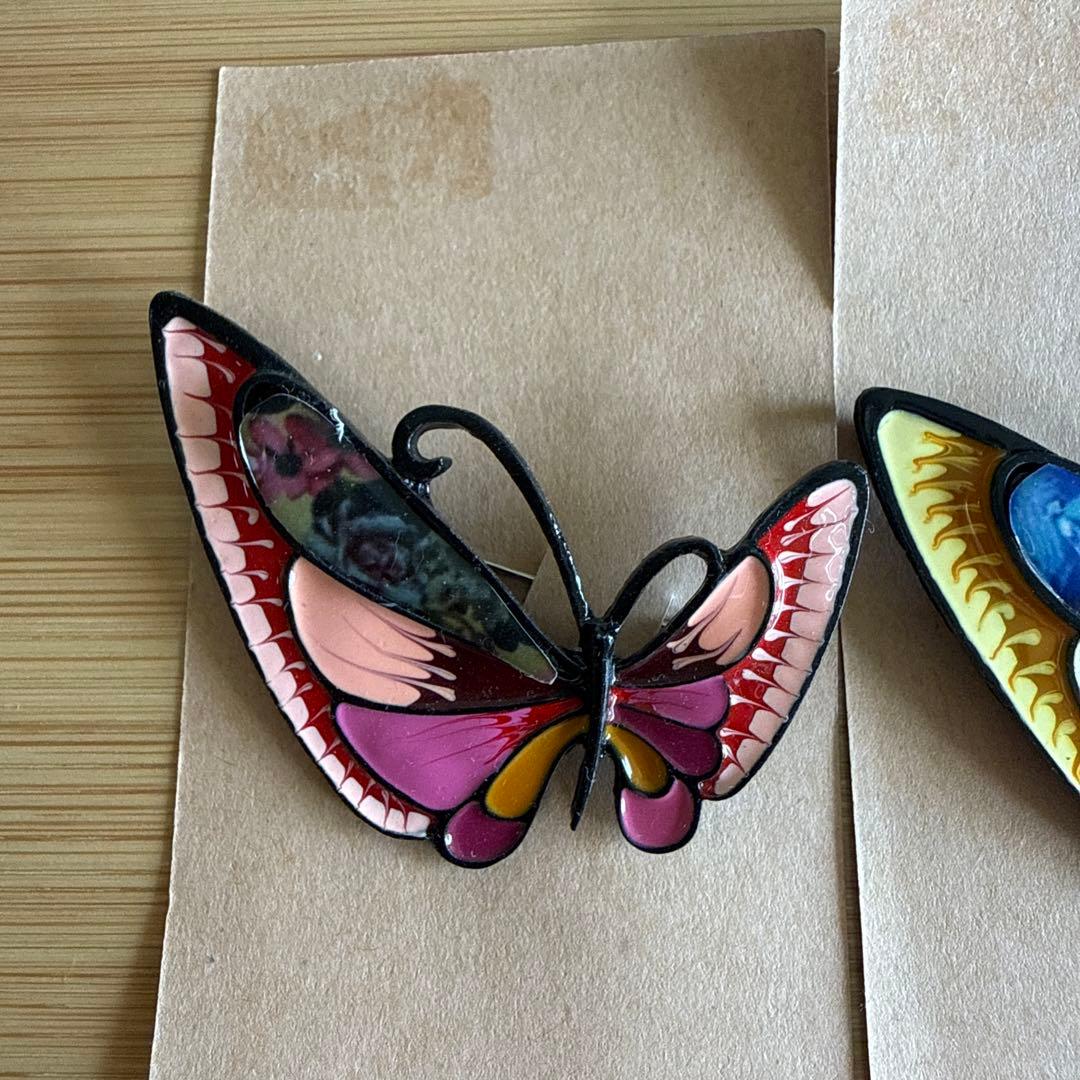 新品未使用蝶々ブローチ3点セット - メルカリ