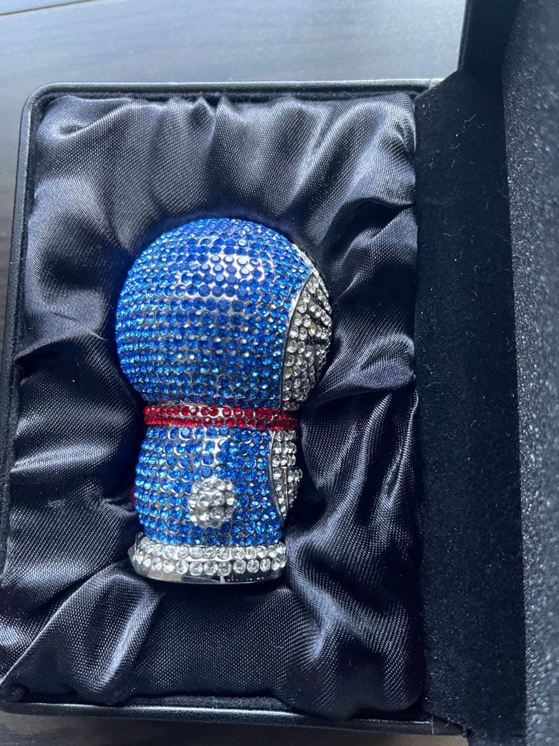 ドラえもん スワロフスキークリスタル置物 希少物 - メルカリ