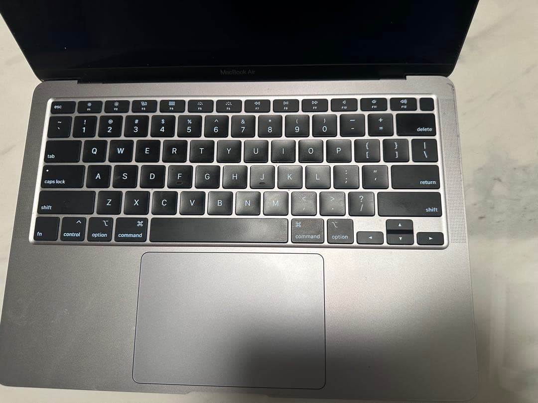 US配列　MacBook Air 1.1GHz i3 8GB