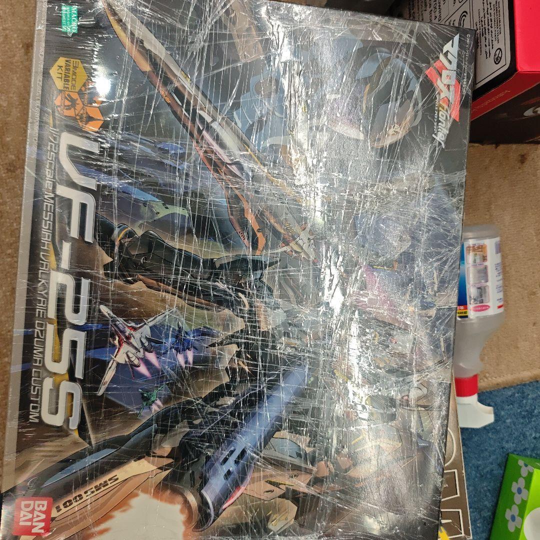 バンダイ VF-25S プラモデル 未開封 マクロスフロンティア バンダイ 1/72 VF-25S アーマードメサイア