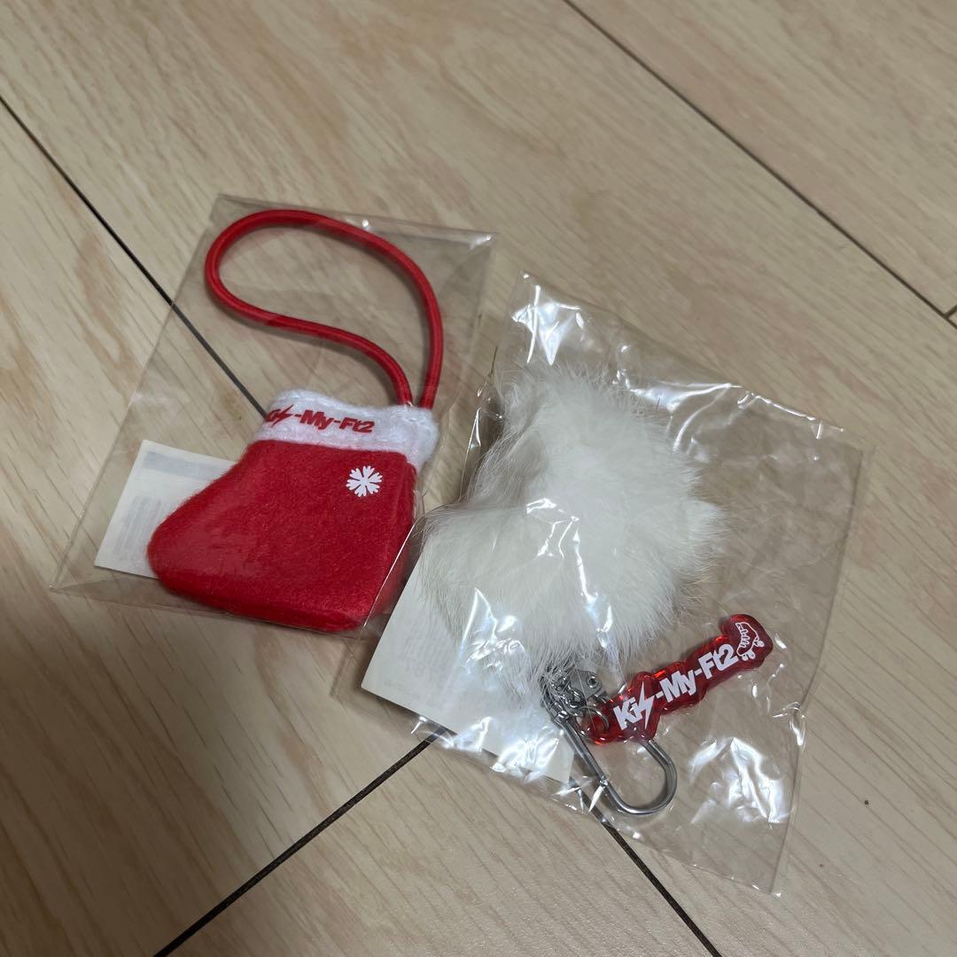 Kis-My-Ft2 オリジナルチャーム くつ下ver. & ファーキーホルダー