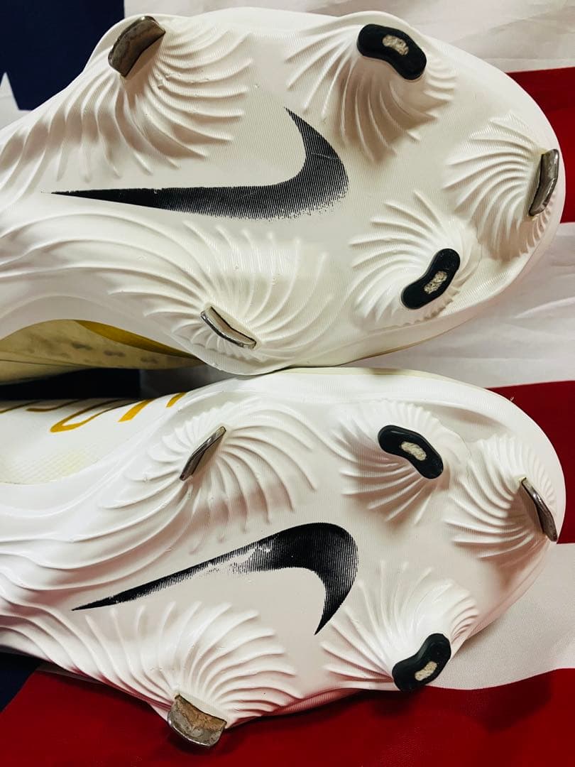 【日本未発売】NIKE ナイキ　野球 スパイク ホワイト　ゴールド 26.5cm