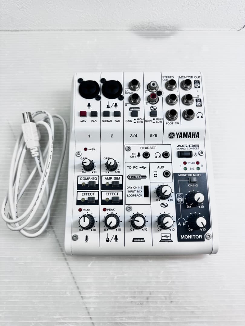 【美品】YAMAHA AG06 オーディオインターフェース 配信 ライブ実況 ヤマハ YAMAHA AG06 MK2 B 6チャンネル ライブストリーミングミキサー