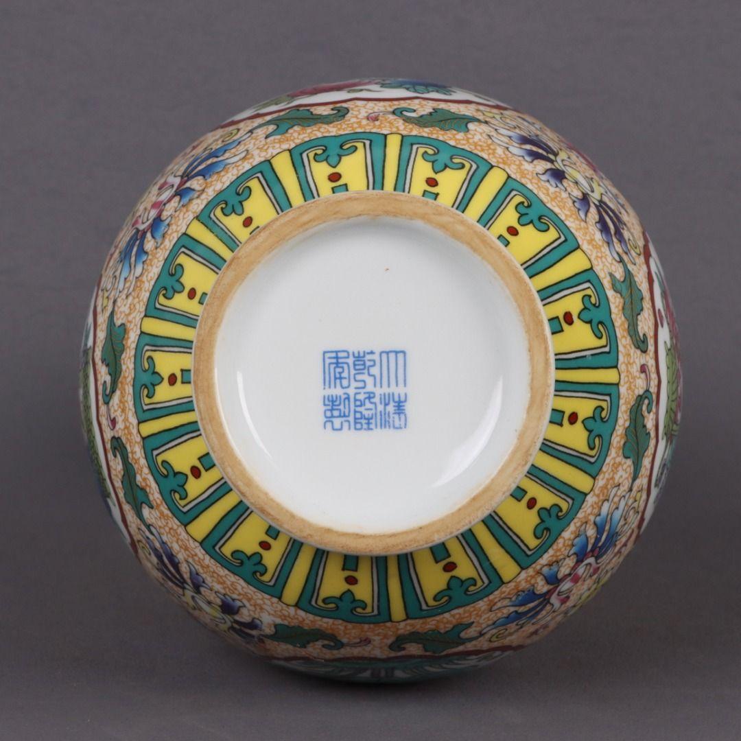 大清乾隆琺瑯彩四季瓜果双耳瓶磁花瓶 景徳鎮