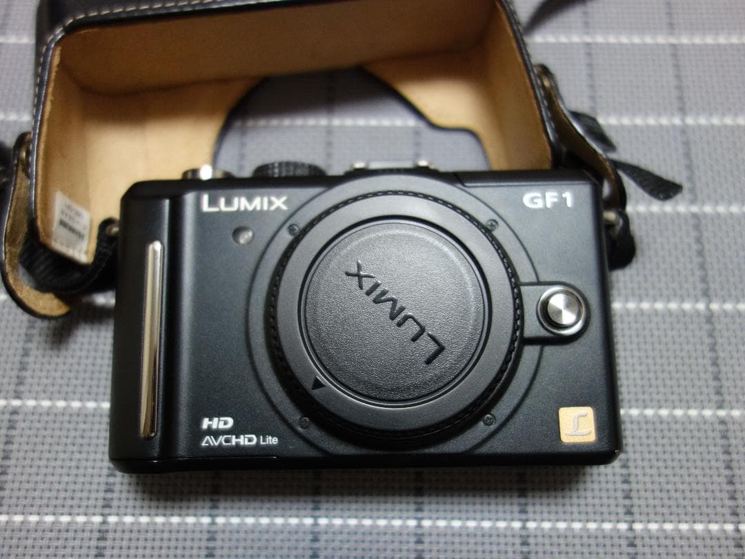 【超美品】panasonic DMC-GF1 Amazon.com : Panasonic Lumix DMC-GF1 12.1MP Micro Four-Thirds