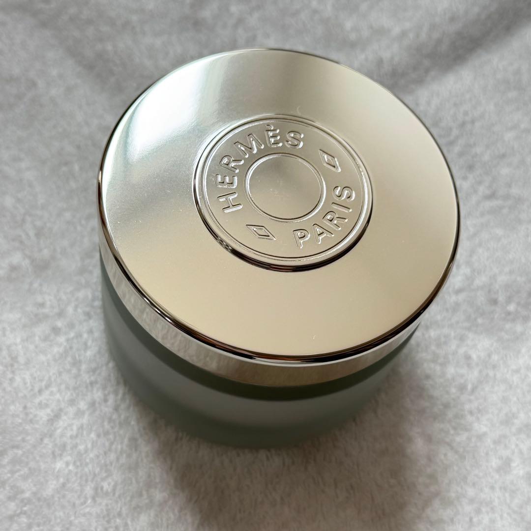 パフュームド ボディクリーム 《バレニア》 200ml 箱無し 未使用品