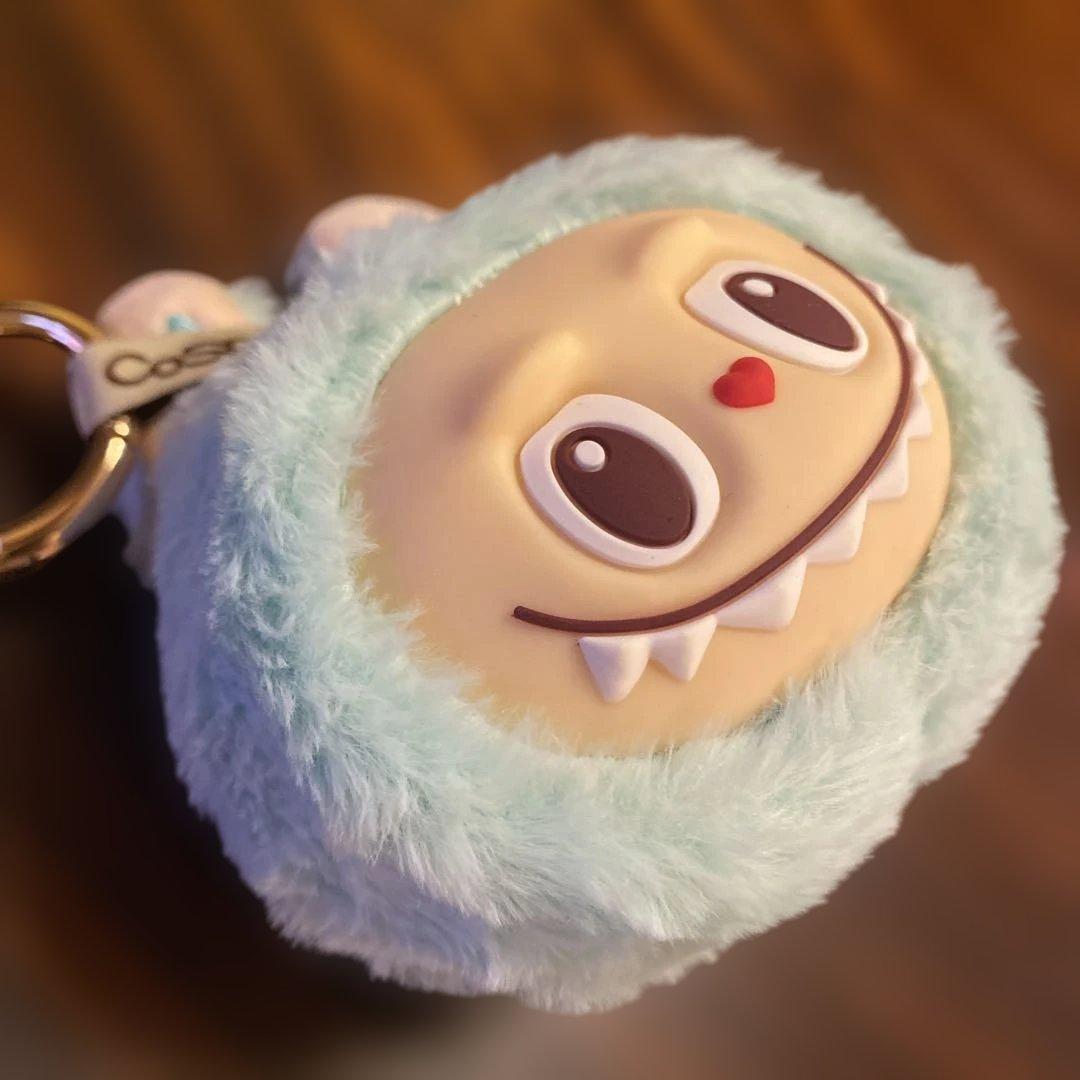 ラブブ 水色のウサギ耳ぬいぐるみキャラクター - メルカリ