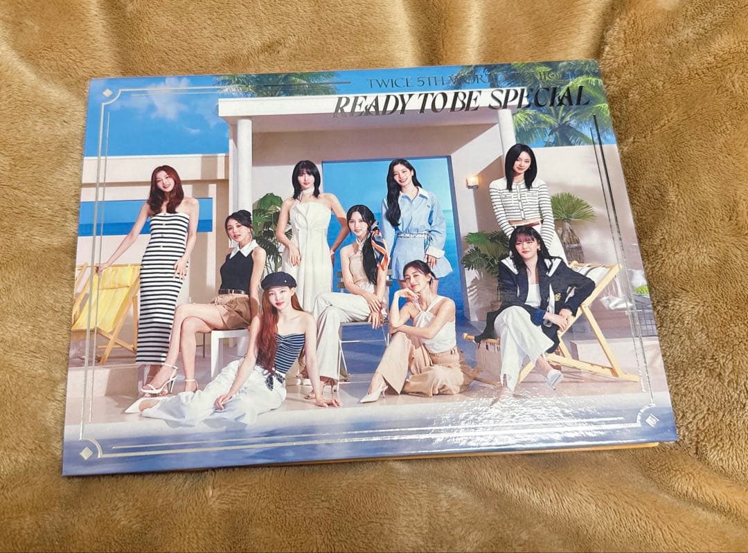 匿名発送】TWICE ラントレケース - メルカリ