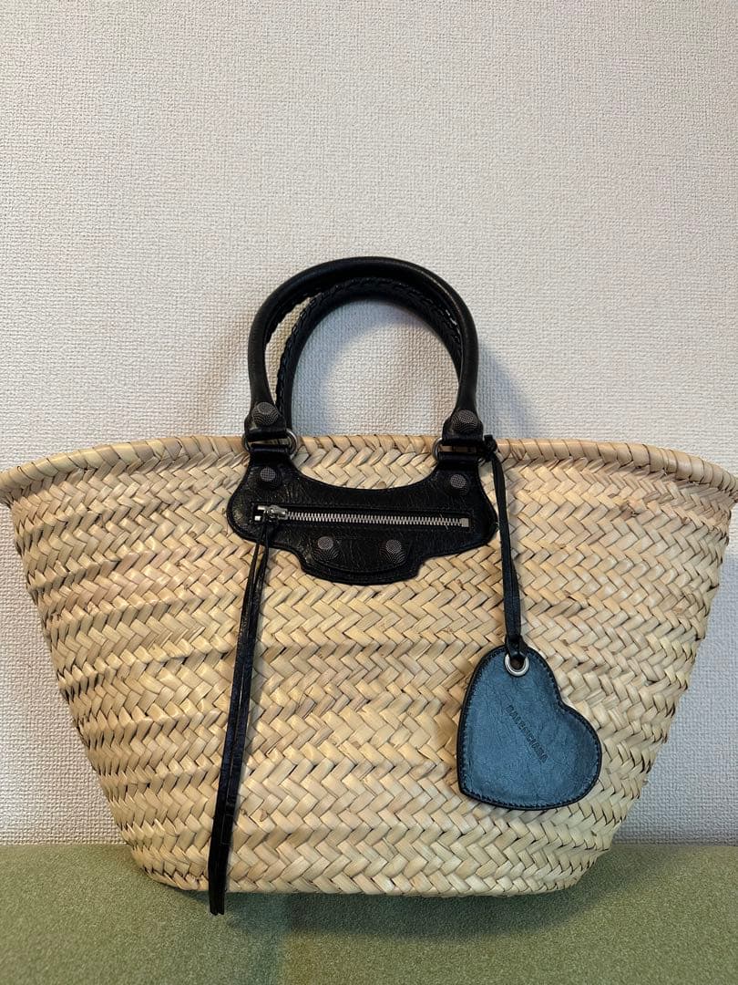 最終値下げBALENCIAGA バレンシアガ ルカゴール M カゴバッグ完売品 最終値下げBALENCIAGA バレンシアガ ルカゴール M カゴバッグ完売品