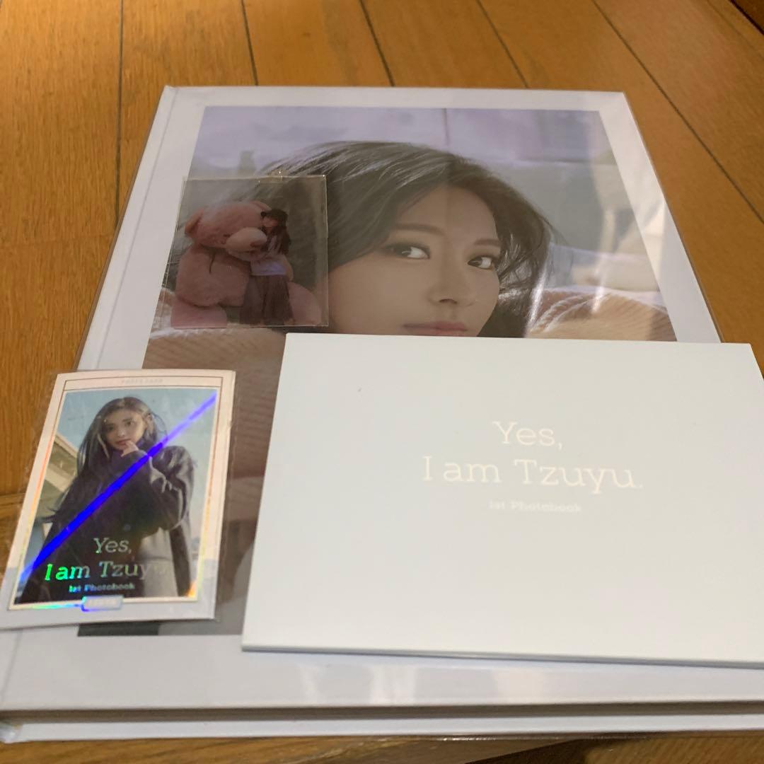 TWICE Yes I am Tzuyu 写真集 ツウィ TWICE TZUYU YES I AM TZUYU 1ST PHOTOBOOK - Kpop USA