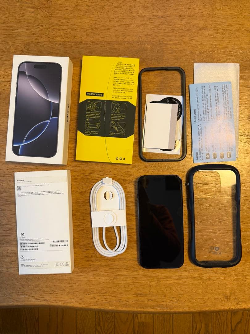 シ*ナ様 Apple iPhone 16 Pro 本体 充電ケーブル　画面保護シ シ*ナ様 Apple iPhone 16 Pro 本体 充電ケーブル 画面保護シ シ*ナ様