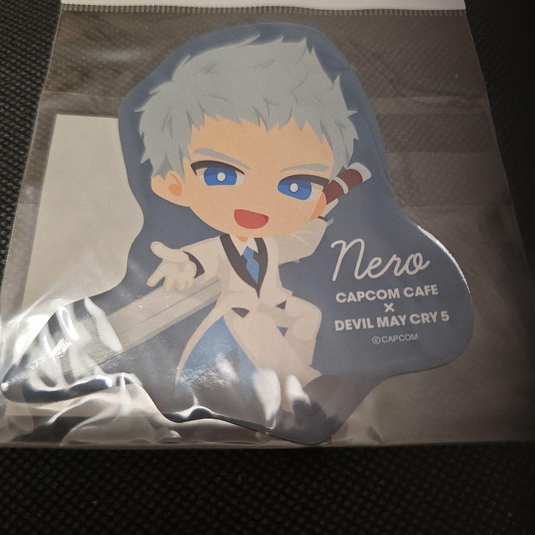 デビルメイクライ カプコンカフェ ネロ ステッカー - メルカリ