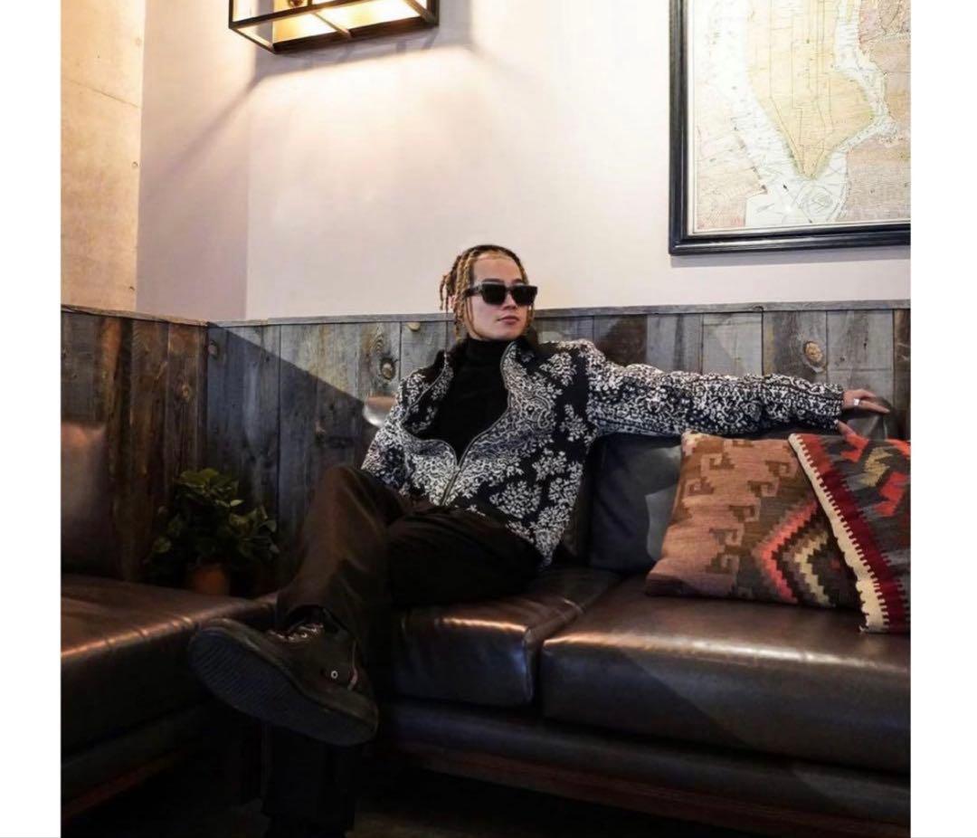 SUGATA PERSIA PUFFER JACKET BADHOP着用 新 デザイン