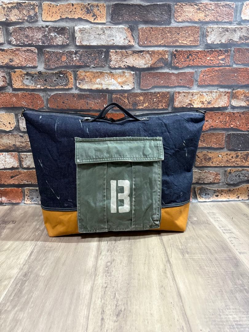 USEDデニムリメイク 大きいボストンバッグ　ショルダーバッグ2way ℂ𝕖𝕣𝕦𝕝𝕖𝕒𝕟. | デニムリメイクボストンバッグ 現在2点完成して