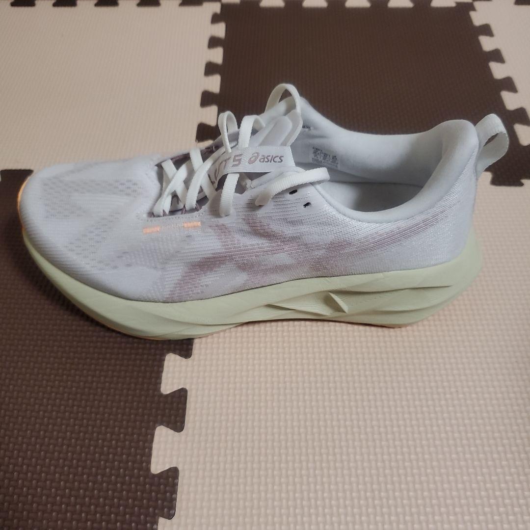 asics ノヴァブラスト5 26.5cm