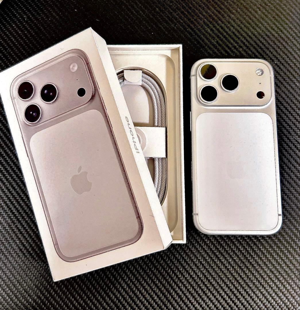 Apple iPhone 17 Pro シルバー 本体 - メルカリ