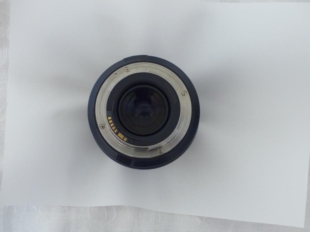 YONGNUO 50mm f1.4単焦点レンズ レンズフードおまけ付き