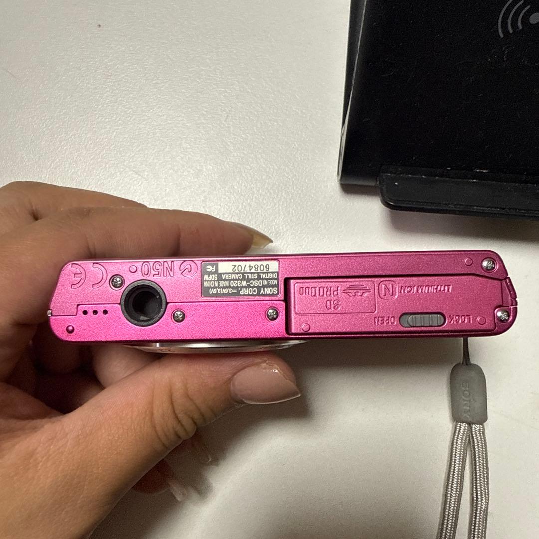 【美品】Sony Cyber-shot 14.1MP ピンク
